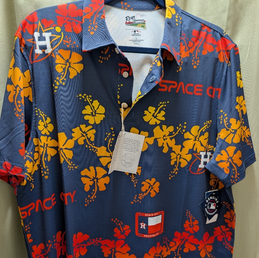 Reyn Spooner Blue Shirt with Red and Orange Floral Design Houston Astros Space